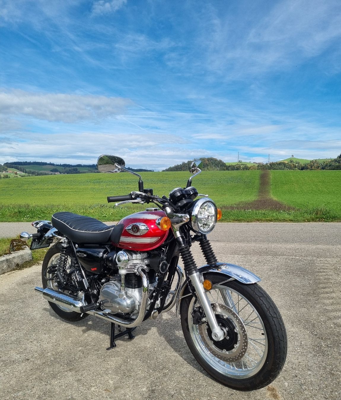 Kawasaki Route: Neuwertige Kawasaki W800 – Neuf (Voir description) à Schafhausen i.E. par Hillman_Minx