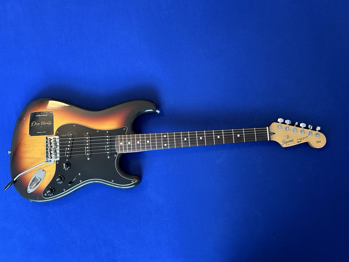 Squier Musikinstrumente: Squier Stratocaster – Gebraucht aus Goldau von thiilaak