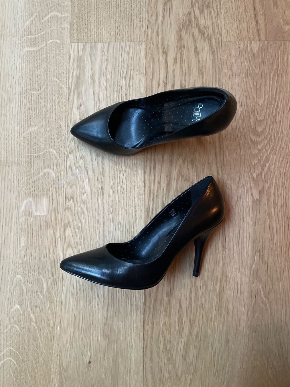 Scarpe da donna: Faith Pumps schwarz – Usato da Zürich venduto da man_yb8d