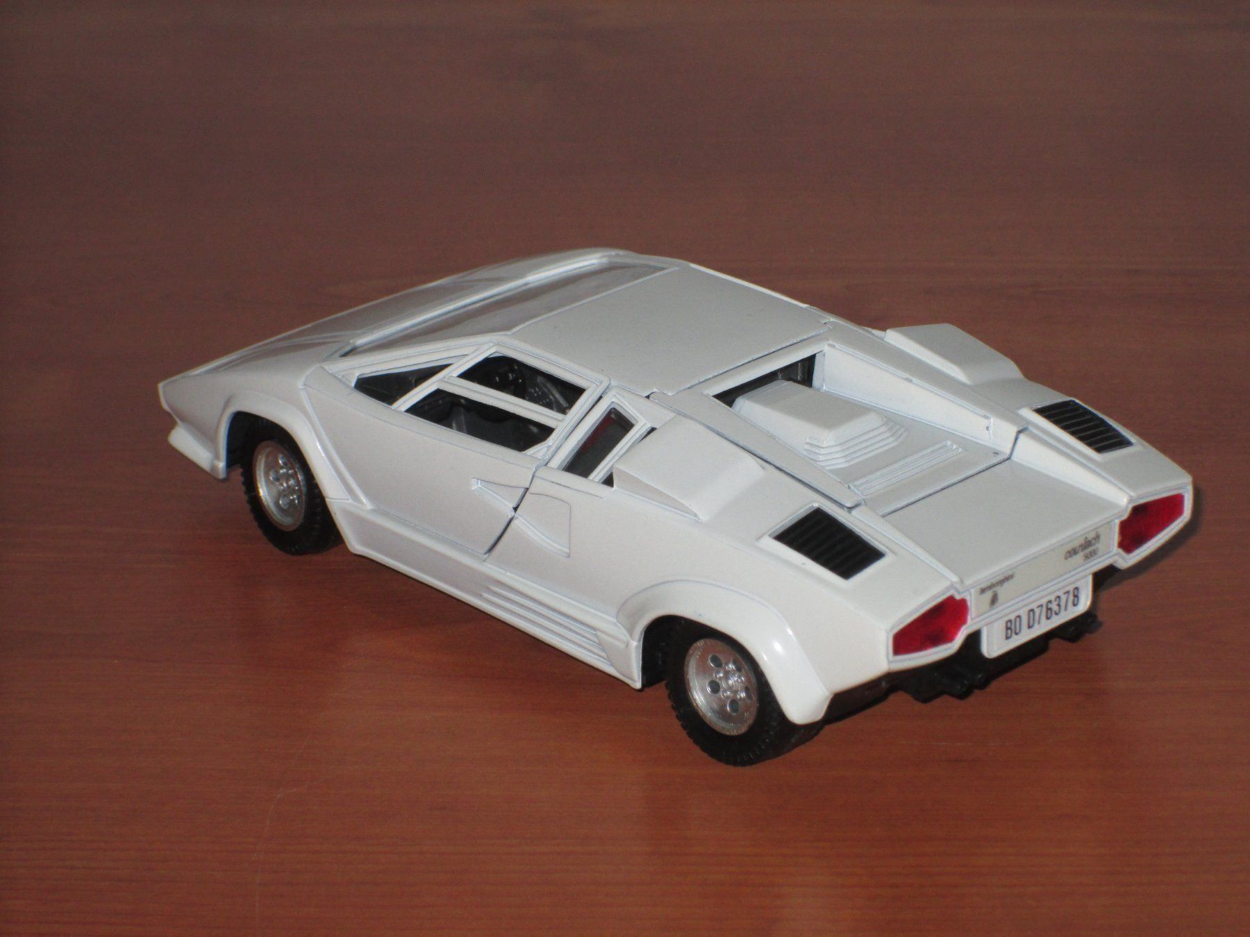 Polistil Voitures modèles: Polistil Lamborghini Countach  1/25 – D'occasion à Bonfol par zagato43e 1