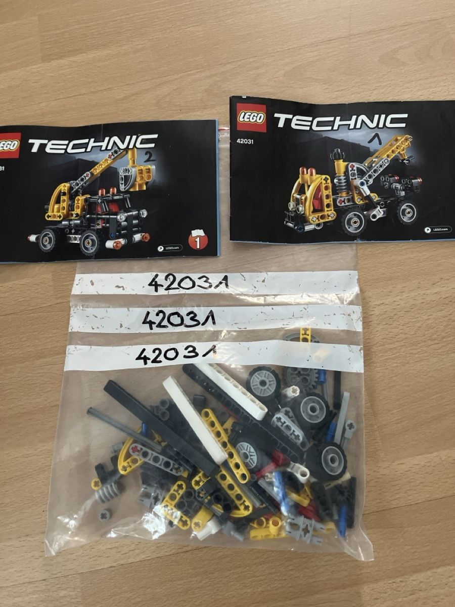 Lego Jeux de construction: LEGO Technic 42031 – D'occasion à Domat/Ems par anomis86 1