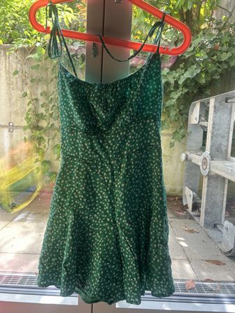 Sommerliches Kleid mit Blumenmuster - Grösse XS!