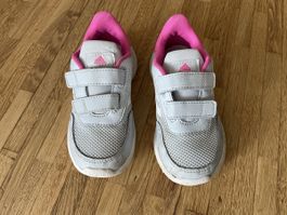 Kinder Turnschuhe Adidas Grösse 27 guter Zustand