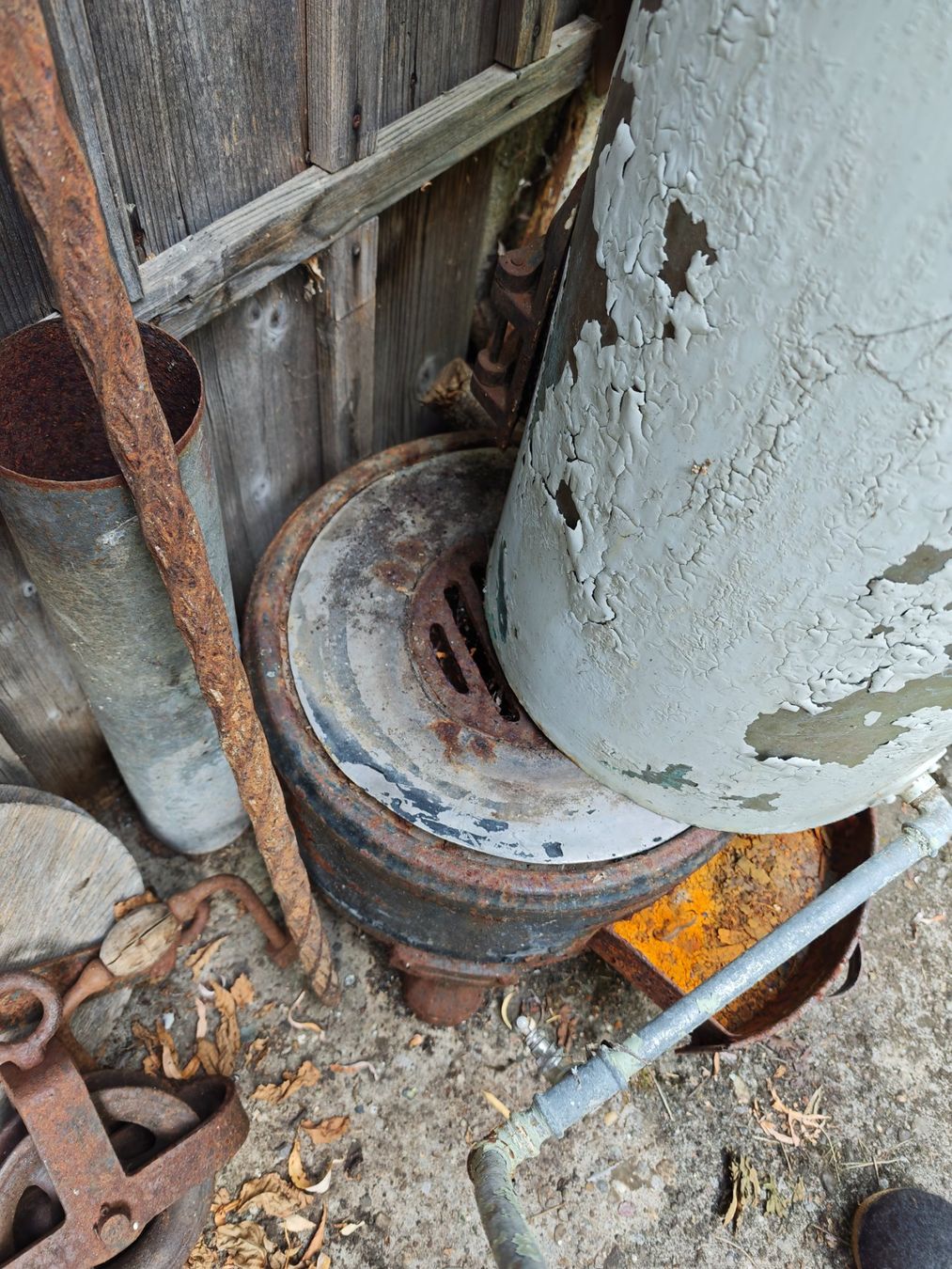 Sanitär: alter Wasserboiler – Gebraucht aus Däniken SO von hackemetzel 1