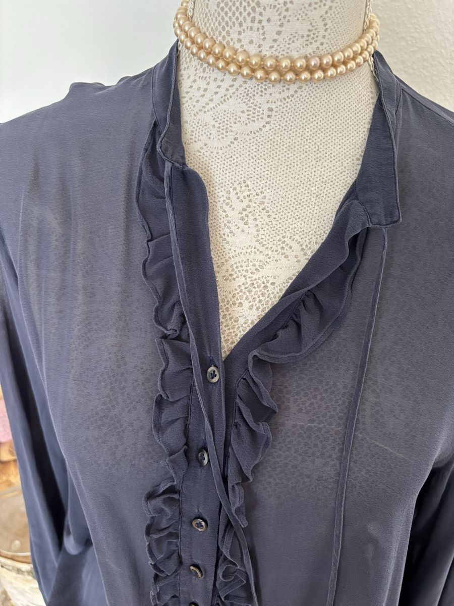 Blusen: Bluse Seide Gr. M – Gebraucht aus Winterthur von san_wd8j 1