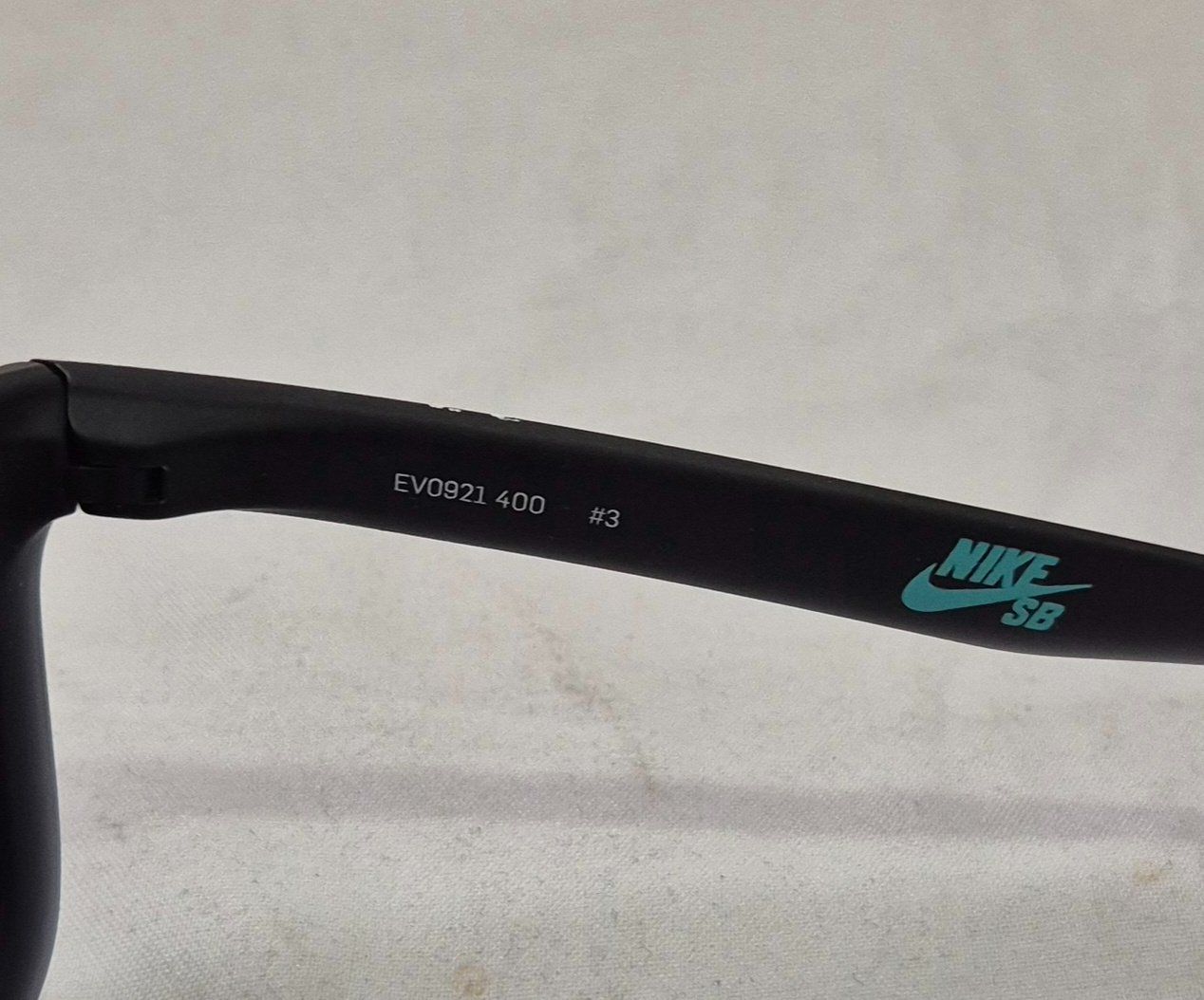 Nike Lunettes & Verres: Sonnenbrille Nike – Neuf (Voir description) à Ebikon par Dan40 1