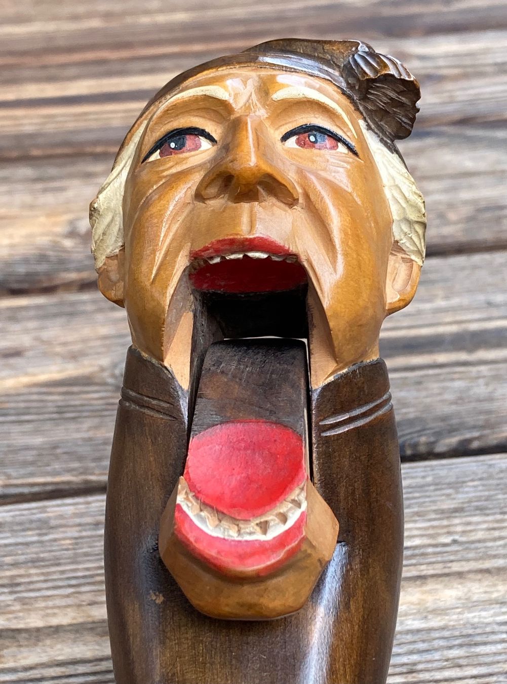 Figurines: antike Nussknacker Brienzer Schnitzerei Mann mit Zipfelmütze – D'occasion à Lüchingen par Eeizo 7