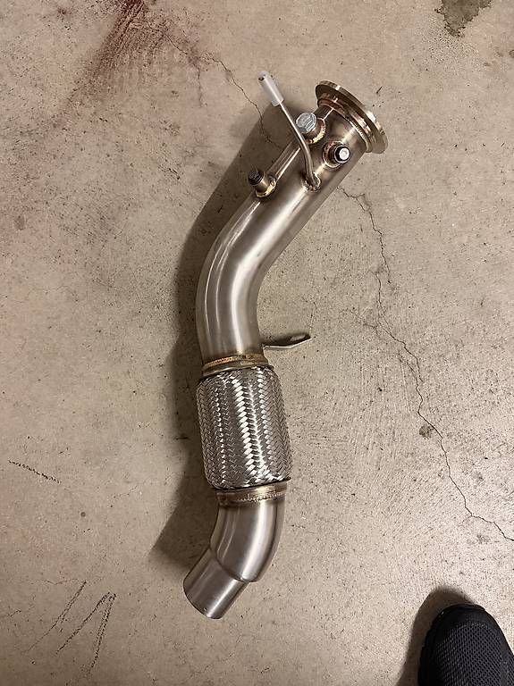 BMW Toutes les pièces auto: M57 EXX Downpipe – Neuf (Voir description) à Romanshorn par dif_x6q6