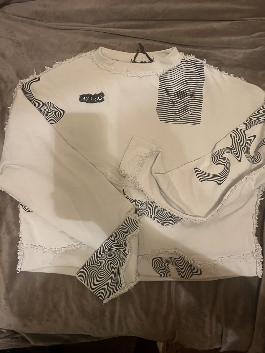 Pullover & Sweatshirts: Sxvsu Sweater Grösse M  – Gebraucht aus Kloten von gio_8jnx 1