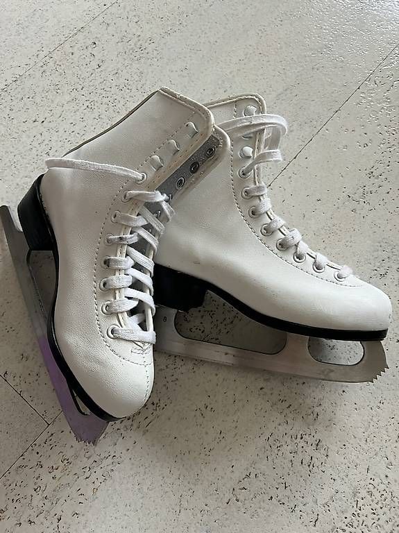 Pattini da ghiaccio: Schlittschuhe Gr. 32 – Usato da Volketswil venduto da Lenalina13