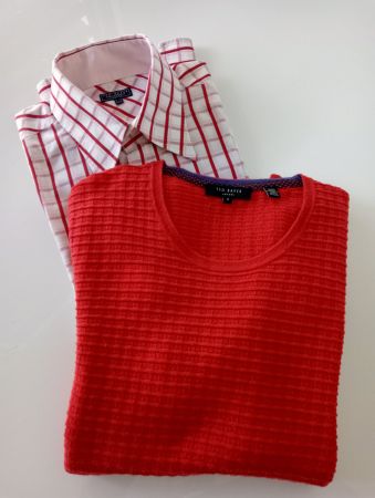 Ted Baker Pullover und stilvolles Doppelmanschetten-Hemd