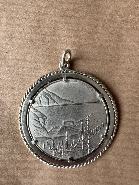 Pendentif Médaillon En Argent Sterling - Fondateurs Childebert - Vintage