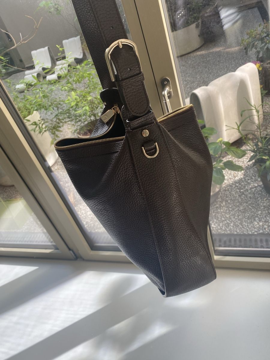 Aigner Sacs femmes: Aigner Ledertasche – D'occasion à Widen par juinl 6