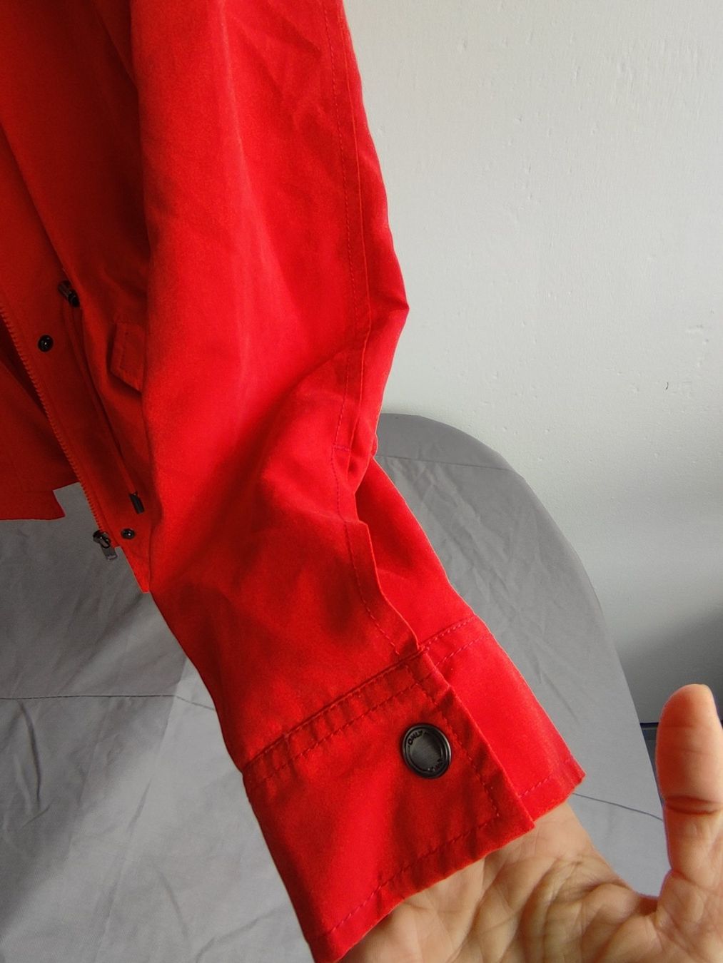 Only Giacche: Jacke rot Gr. S Only – Usato da Schliern b. Köniz venduto da Pecannut 3