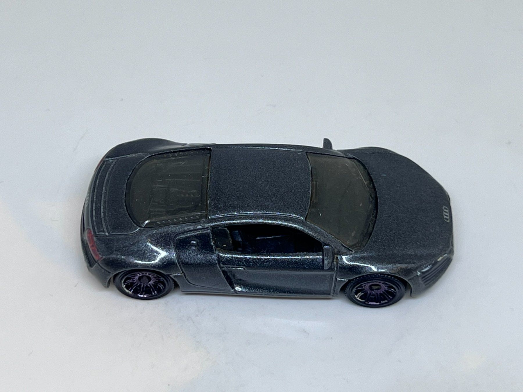 Matchbox Modellini d'auto: Matchbox Audi R8 (2007) #729 – Usato da Wildegg venduto da LaaBoutique 1