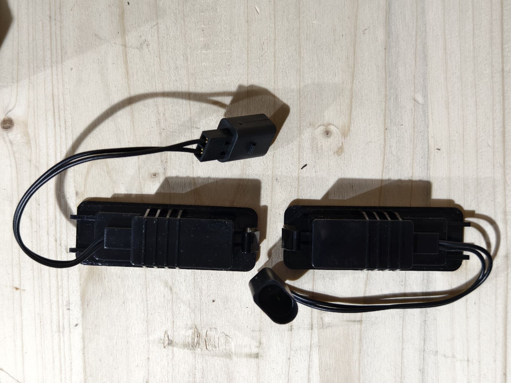 VW Tutti pezzi di ricambio auto: Dectane LED Kennzeichenbeleuchtung VW Golf 4 / 5 / 6, Sciroc – Nuovo (secondo la descrizione) da Ottoberg venduto da KingTony 4