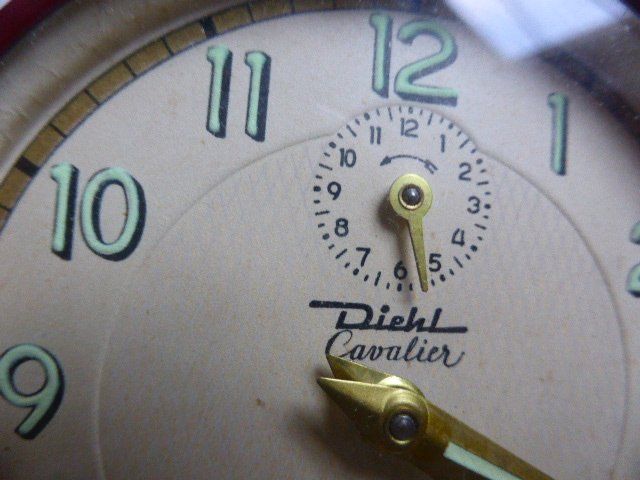 Junghans Sveglie: Junghans,Wecker,Diehl Cavalier,antik,Bordeaux,Metall,Messing – Usato da Lausen venduto da liesfisch 1
