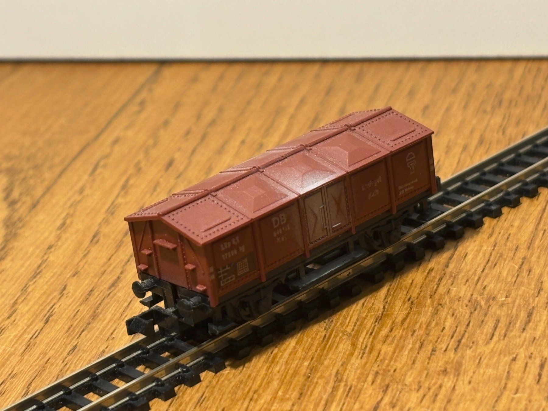 Modellini di ferrovie: *e1328: Güterwagen (Spur N)  -  #3 – Nuovo (secondo la descrizione) da Birsfelden venduto da Birs_25 2