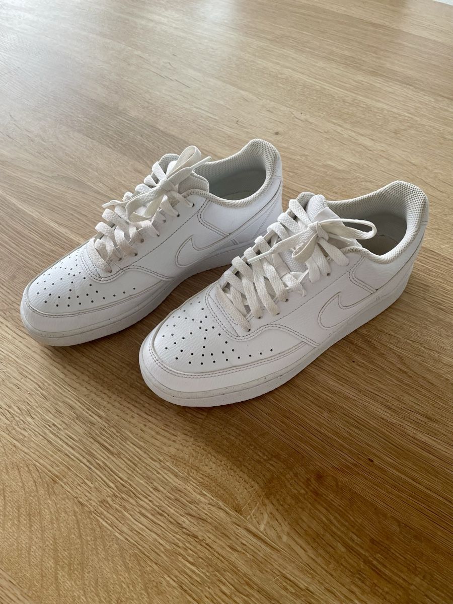 Nike Scarpe da uomo: Nike Sneaker, weiss, neuwertig  – Nuovo (secondo la descrizione) da Wangen an der Aare venduto da DiGe 3