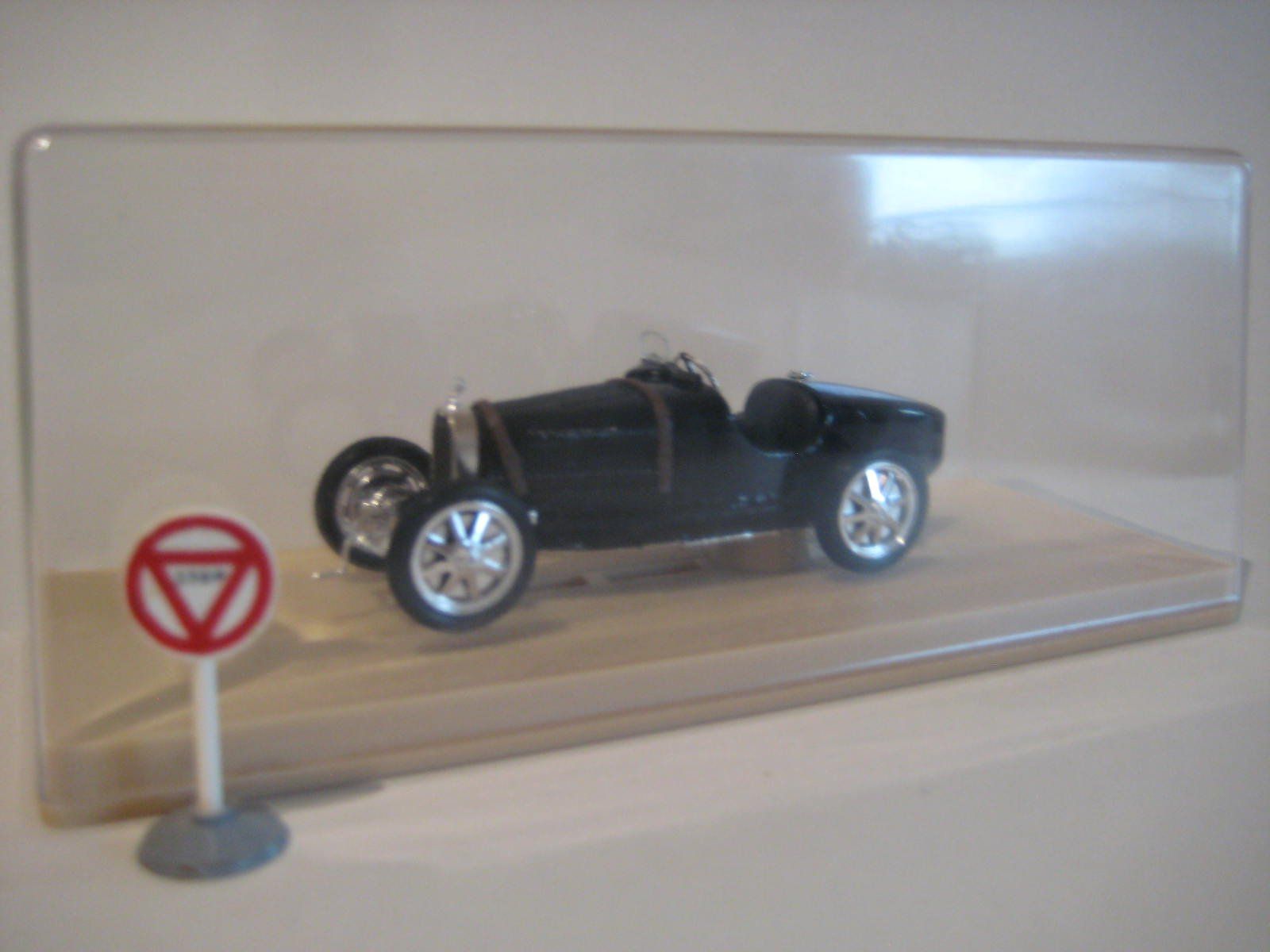 Bugatti Modellautos: Bugatti  35B course 1927 Eligor 1/43 – Neu und originalverpackt aus Neuchâtel von Philippeflecherouge 1
