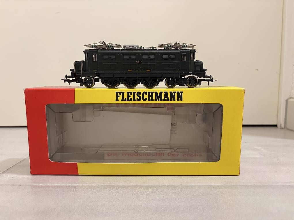 Fleischmann Modelleisenbahnen: Fleischmann HO SBB Ae 3/6 l n10648 – Gebraucht aus Epalinges von Joki09
