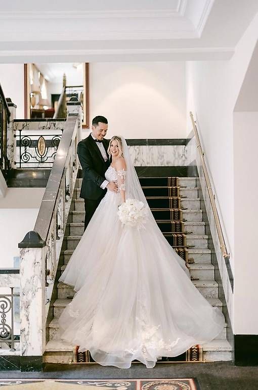 Kleider: Hochzeitskleid inkl. Schleier – Gebraucht aus Dübendorf von pau_2sq6 1