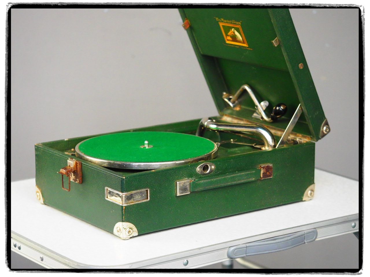 Tourne-disques: PHONOGRAPHE – D'occasion à Lausanne par Leag 1