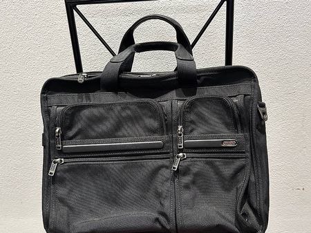 Borsa TUMI  Alpha multi funzionale 
