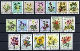 Österreich tolles Lot Blumenserien gest.