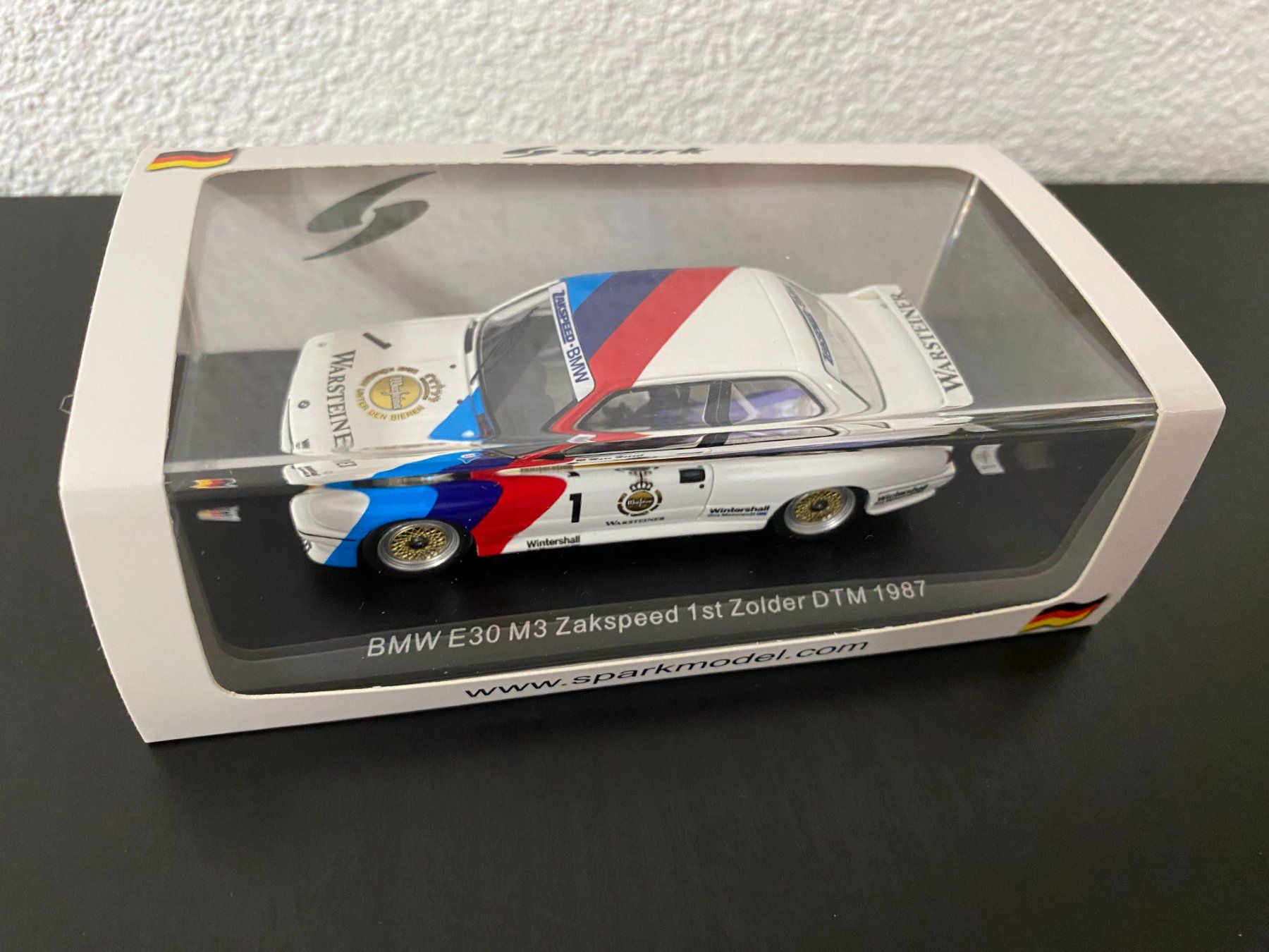 Spark Modellini d'auto: BMW E30 - Warsteiner - Limited - Spark 1:43 – Nuovo e nell'imballaggio originale da Niederhasli venduto da Yotanke50 1