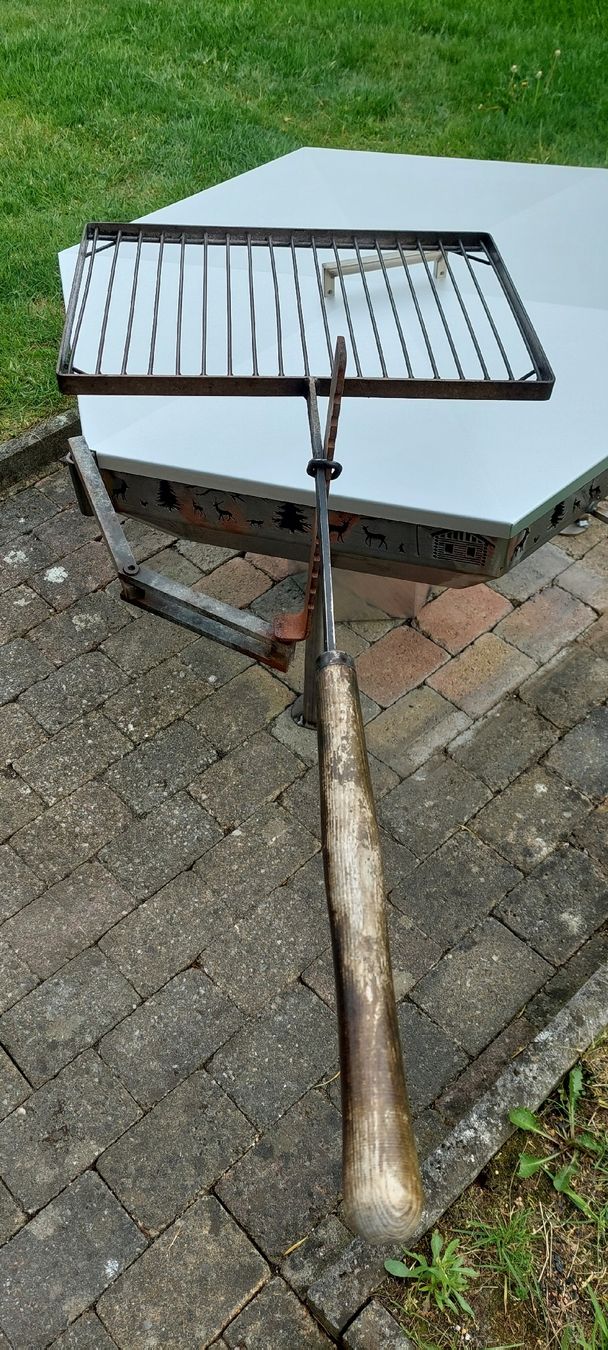 Grils: Grillrost mit Drehhalterung – D'occasion à Sursee par Martosch 3