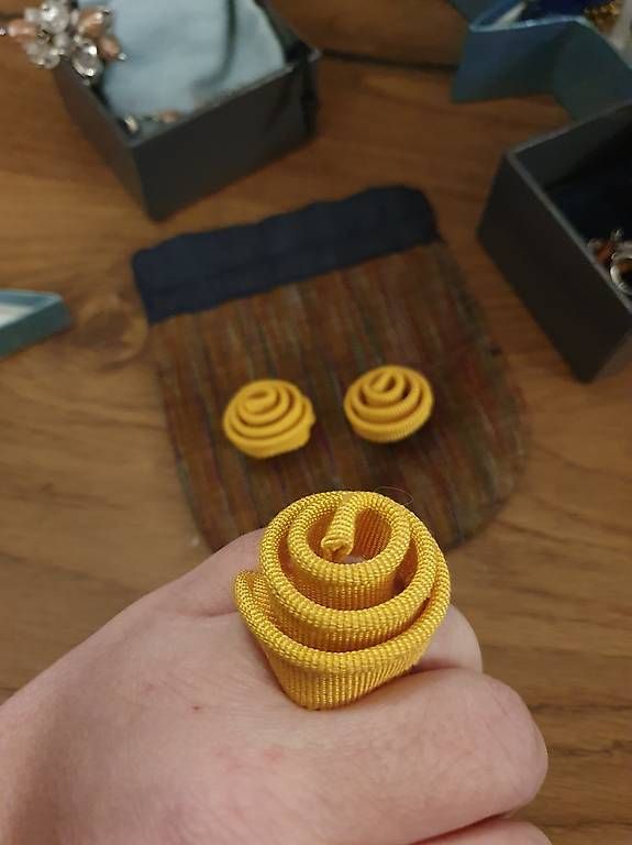 Sonstiger Schmuck: Set anello e orecchini con clip – Gebraucht aus Corteglia von ila_kz6b 2