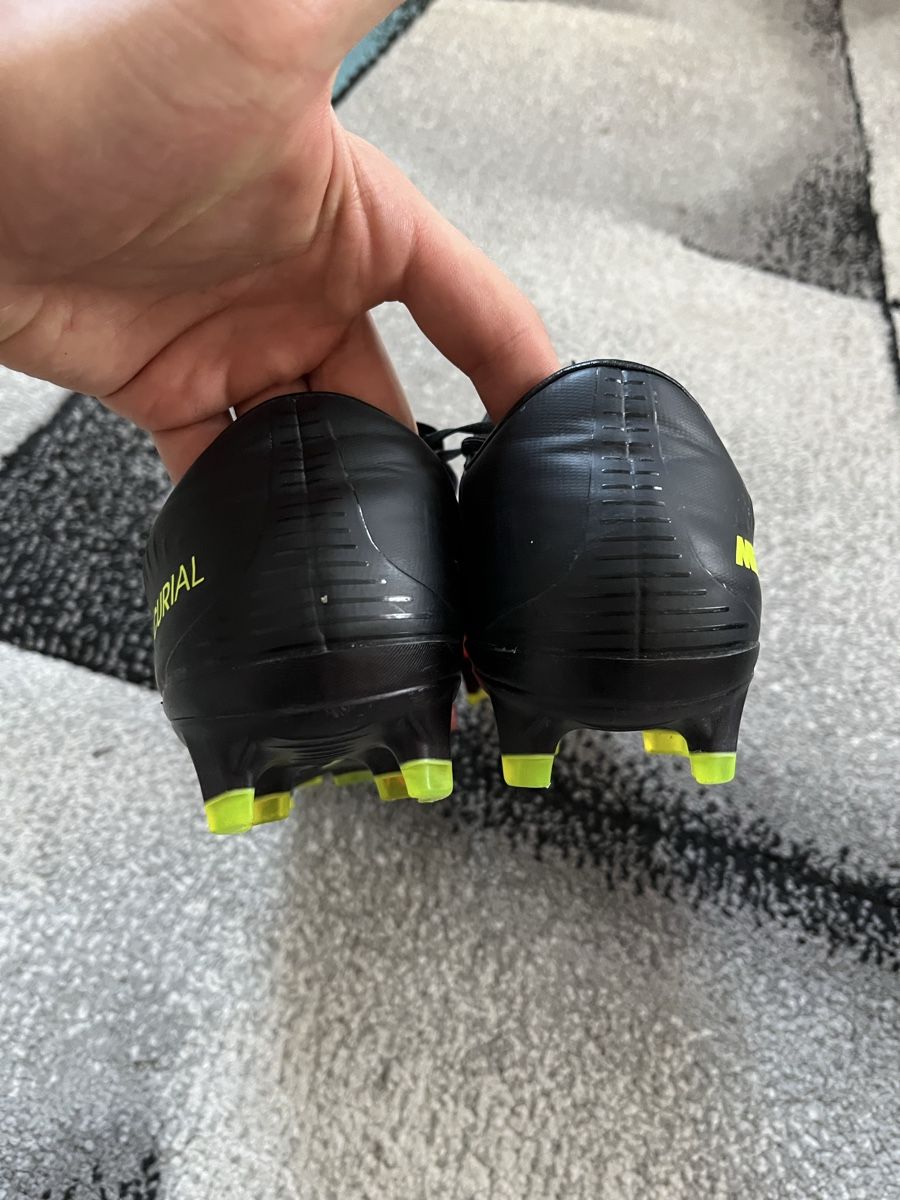 Nike Scarpe da uomo: Nike Mercurial Gr. 41 – Nuovo (secondo la descrizione) da Winterthur venduto da she_6vd5 2