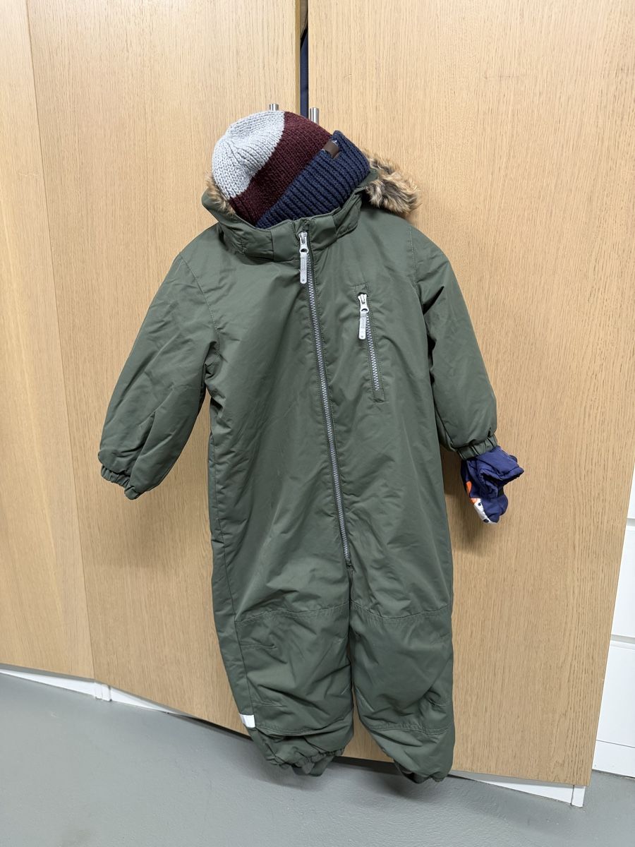 H&M Completi: Schneeanzug H&M Gr.98 – Usato da Rothenhausen venduto da dbu_gh52