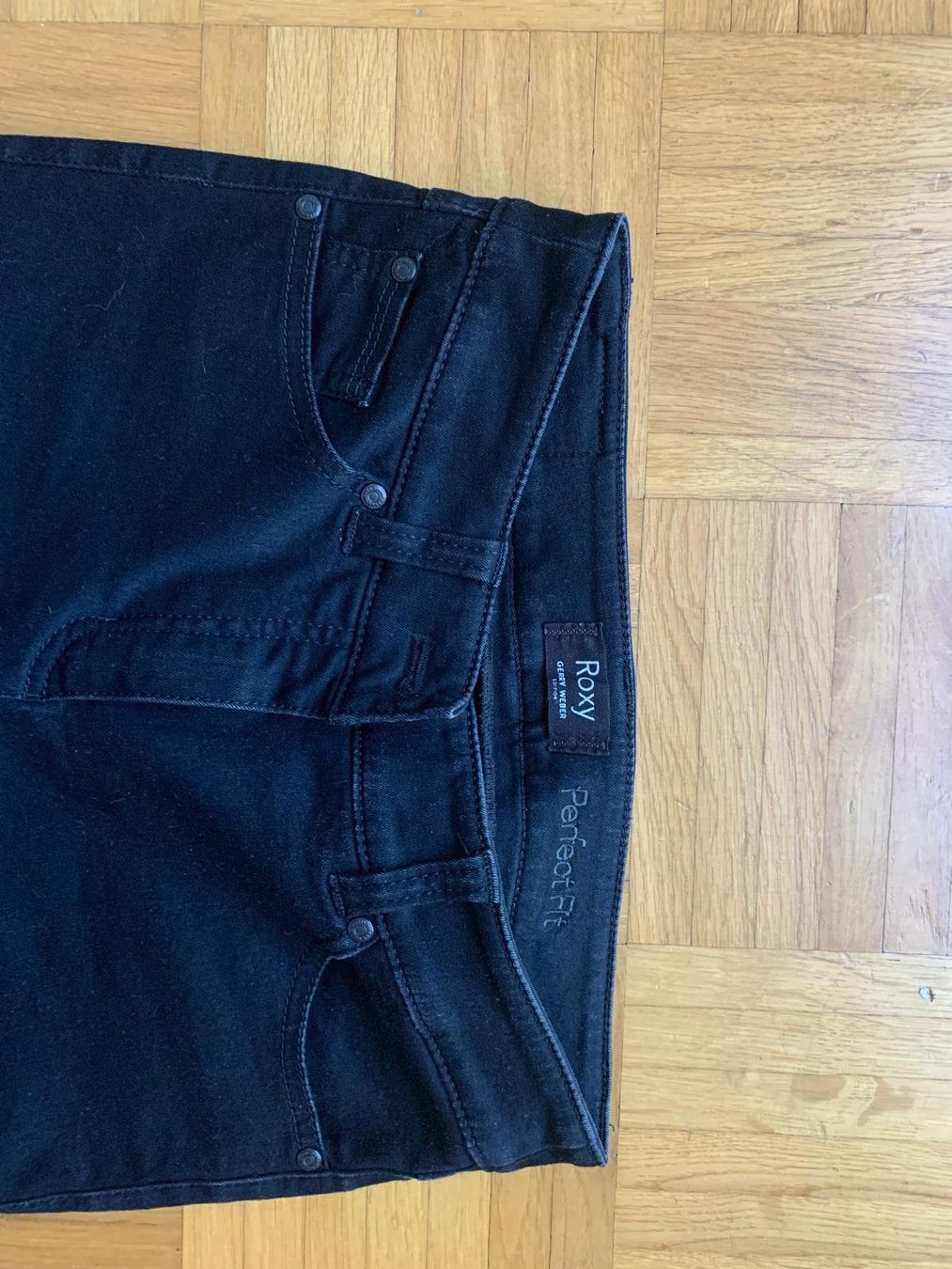 Gerry Weber Jeans: Schwarze Jeans Gerry Weber – Usato da Luzern venduto da Simona15 3