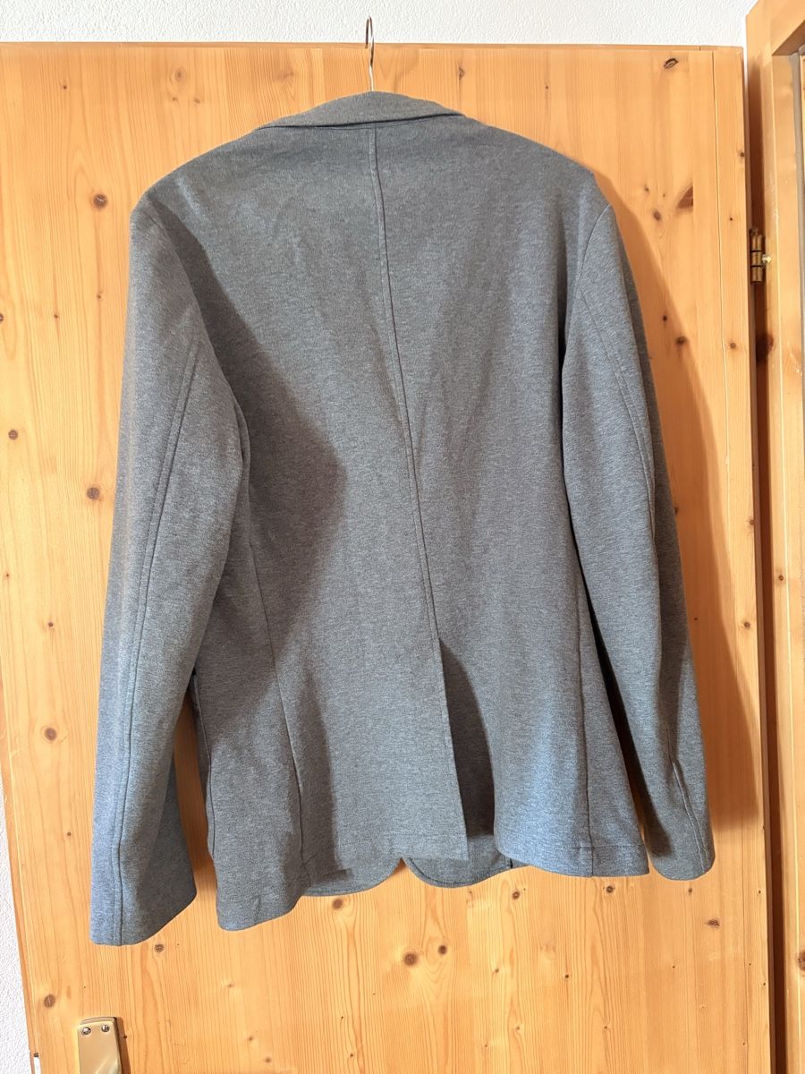 Completi, tute sportive e funzionali: Blazer  – Usato da Ardez venduto da helena.erny 1