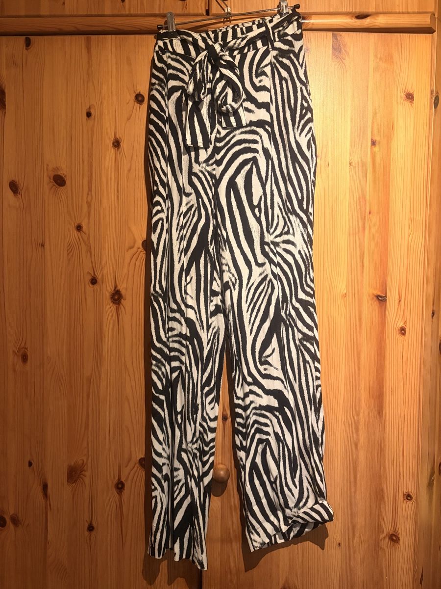 Mango Pantaloni: Wide Leg Hose Damen Zebra-Muster – Nuovo (secondo la descrizione) da Zürich venduto da len_t5ch