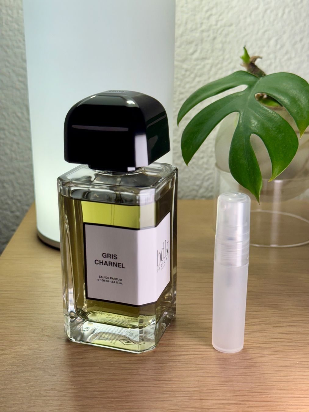 Profumi & Eau de Toilette: BDK Parfums Gris Charnel 5ml Abfüllung – Nuovo (secondo la descrizione) da Oftringen venduto da AR899