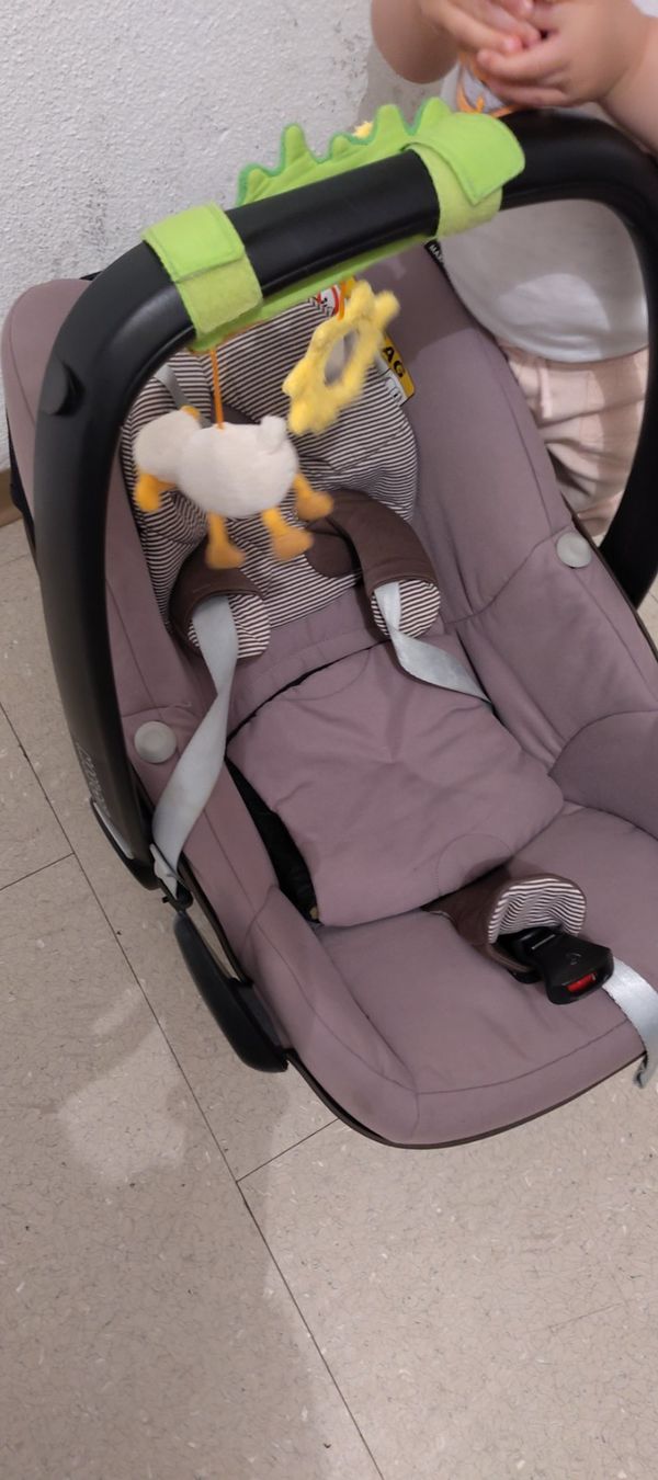 Maxi-Cosi Seggiolini per auto: Maxi-Cosi mit Basisstation – Usato da Sursee venduto da anjol 2