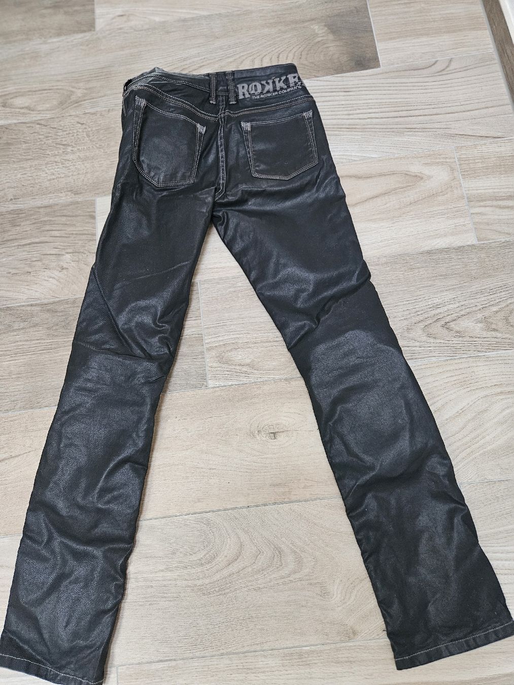 Rokker Pantaloni: "Diva Biker Style" Bikerjeans neuwertig!! – Nuovo (secondo la descrizione) da St. Gallen venduto da Bonita2026 1