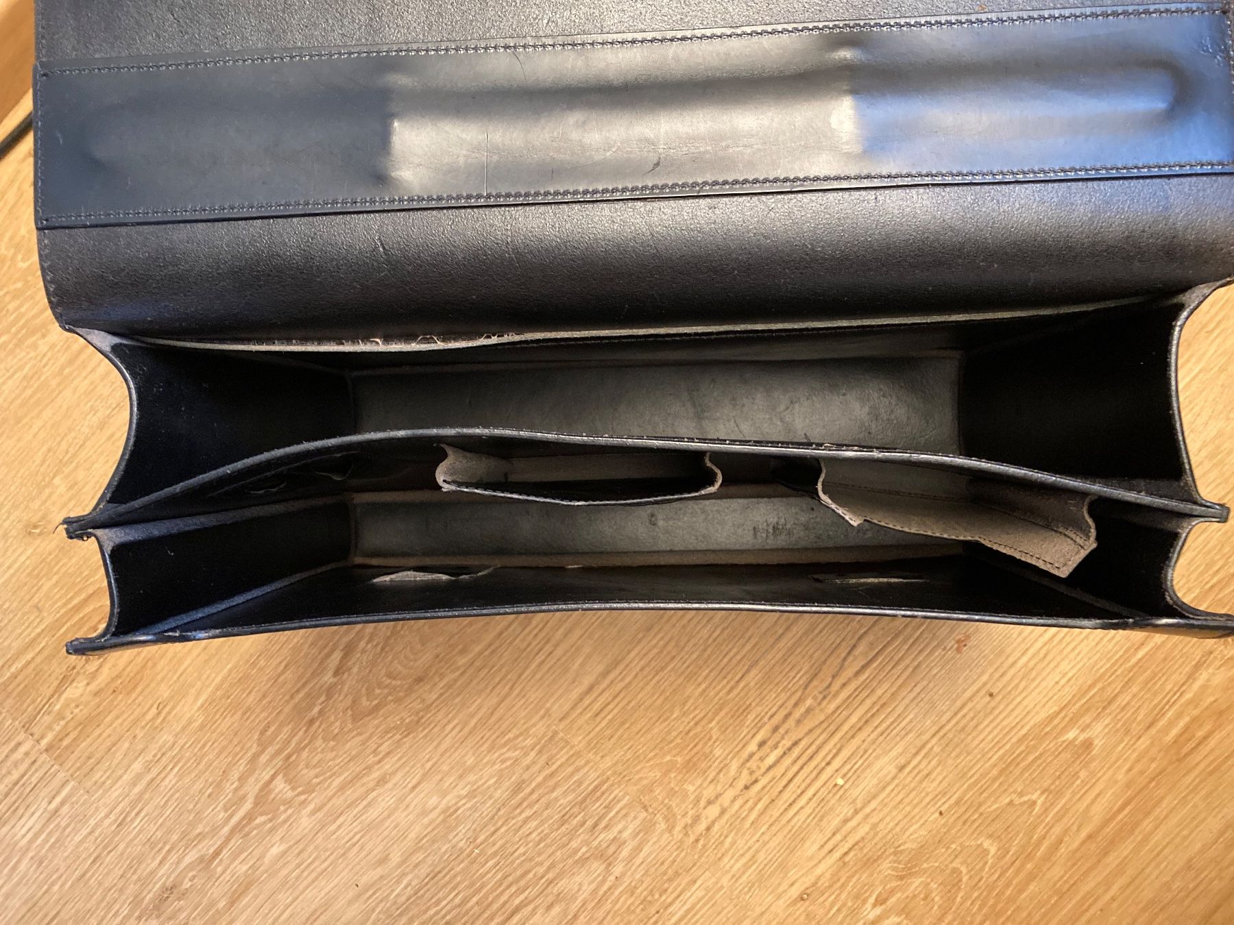 Navyboot Valigie & Borse: Navyboot Aktentasche, Leder, Schwarz, Gebraucht – Usato da Seuzach venduto da foifer 5