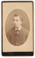 Fotografie J. Villars, Bienne, tumb blic