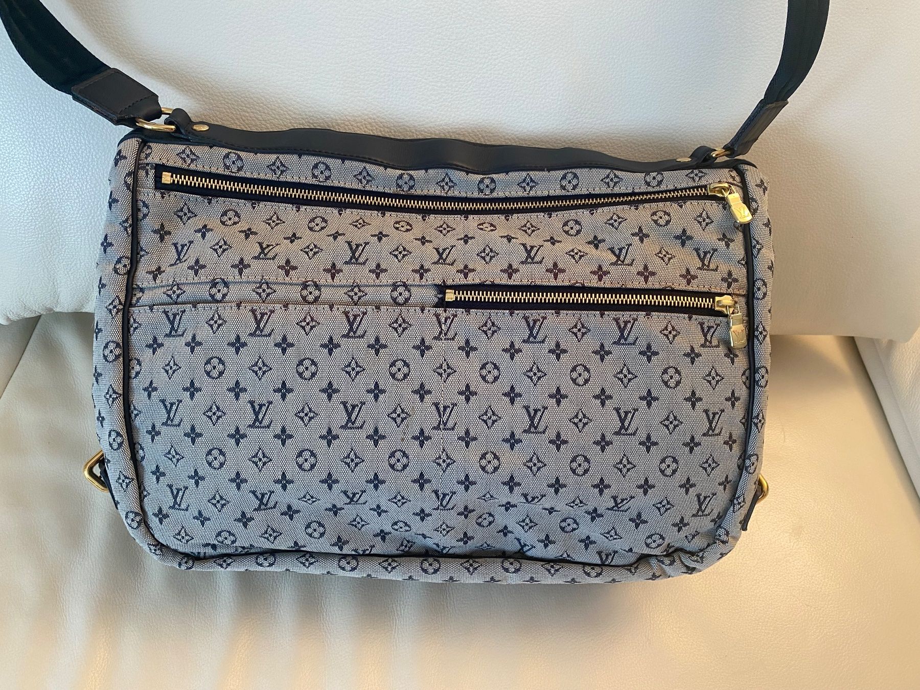 Louis Vuitton Borse: LOUIS VUITTON - Maman Diaper Bag Navy Mini Lin – Nuovo (secondo la descrizione) da Winkel venduto da ferrari2022 2