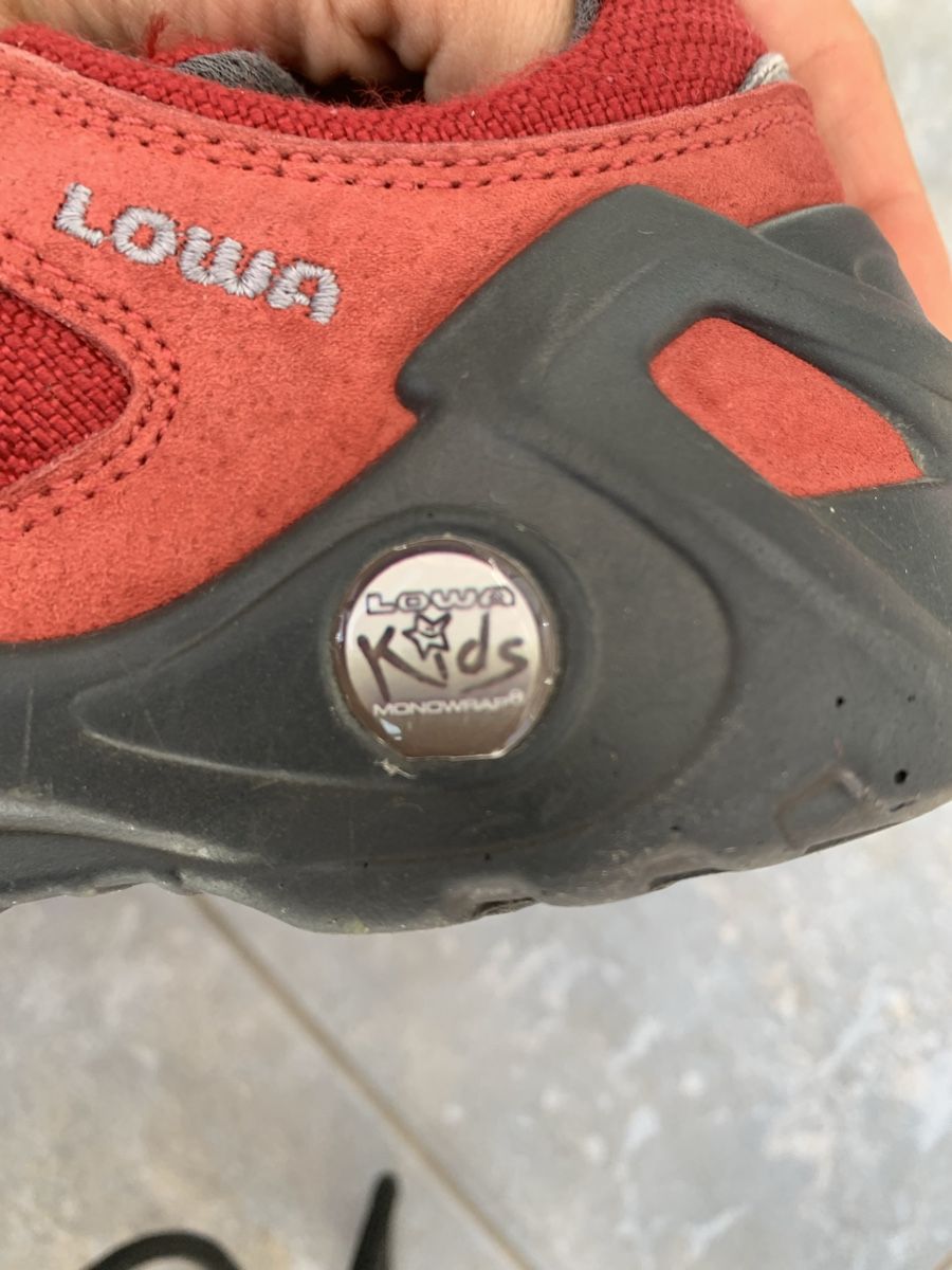 Scarpe per ragazzi: Wanderschuhe Lowa Goretex Grösse 30 – Usato da Ostermundigen venduto da des_t9vv 2