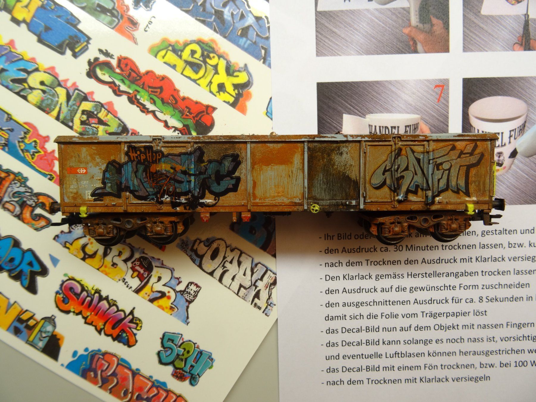 Modellini di ferrovie: 2 cm Graffiti-Motive auf Decalfolie – Nuovo (secondo la descrizione) da Bischofszell venduto da Fons42