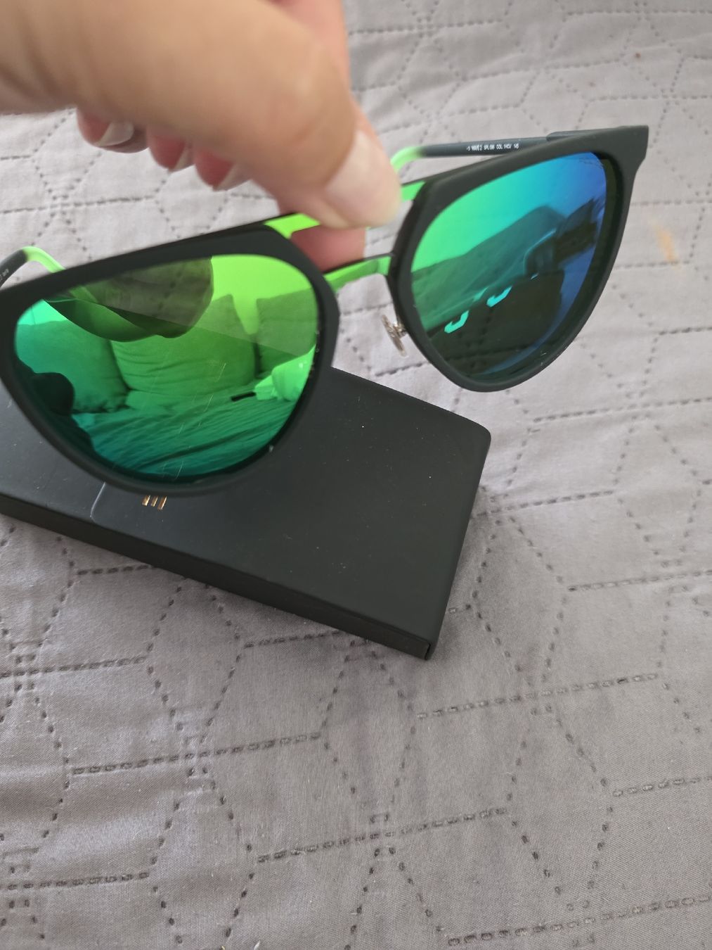 Lunettes & Verres: Sunnglase – Neuf (Voir description) à Buchs AG par tac_zz5h 2