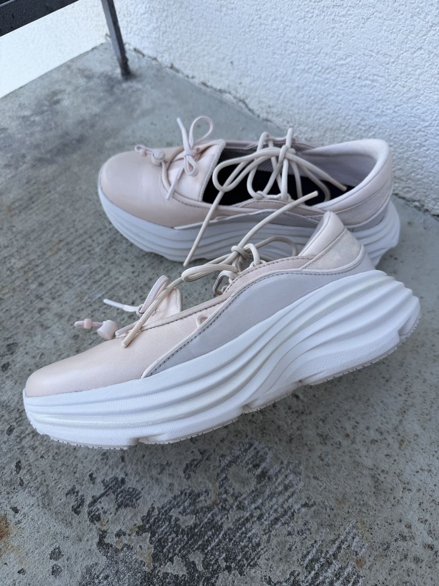 Hoka One One Damenschuhe: HOKA Bondi Mary Jane – Gebraucht aus Zürich von agichristine 1