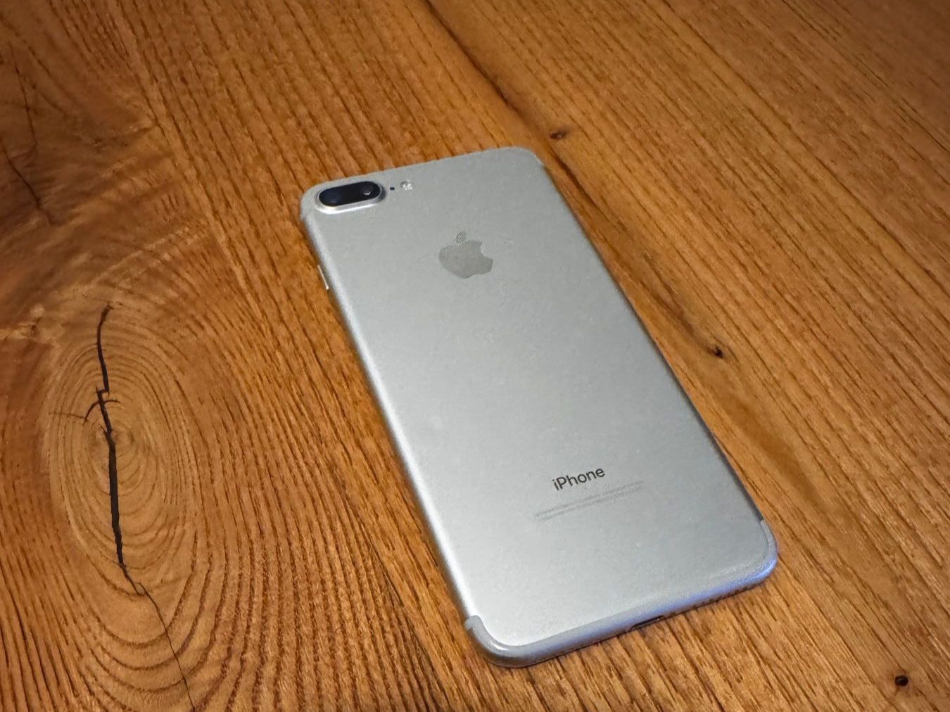 Apple Telefoni cellulari / Smartphones: iPhone 7 Plus (128 GB) – Usato da Zürich venduto da paestum82 3