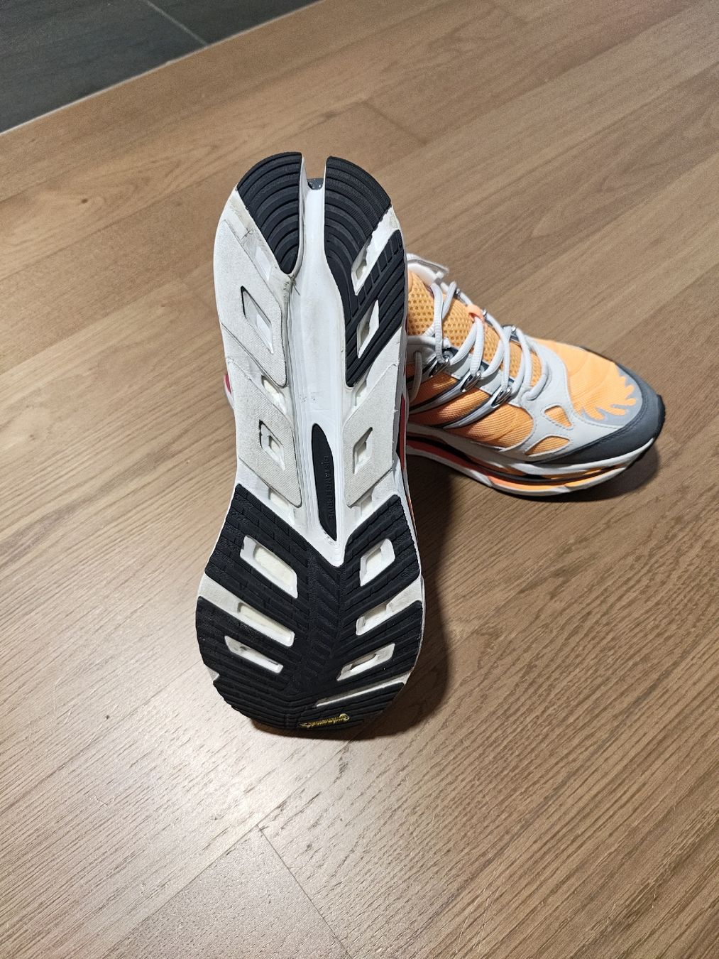 Adidas Scarpe da uomo: Adidas Adistar Gr. 43 1/3 Orange  – Usato da Seon venduto da chf_g29b 6