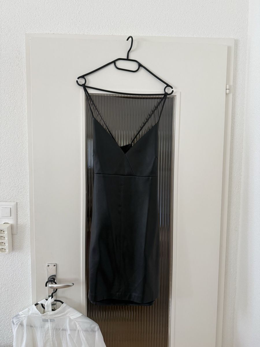 Mango Vestiti: Kleid Kunstleder schwarz Grösse L – Usato da Zumikon venduto da naiischoen